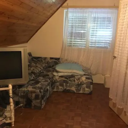 Hegyi Nyaralo * Balatonszemes